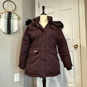 Steve Madden Women's Faux Fur Trim Cold Weather Zip Up Jacket in Merlot LG
